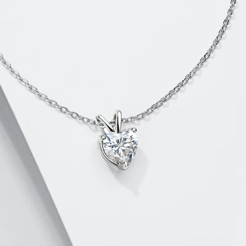 Real 2.0 Carat Heart Shape Moissanite Pendant Necklace D Color Diamond for Women Silver 925 Sparkling Wedding Party Jewelry Gift