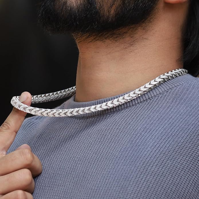 Vanguard Chain